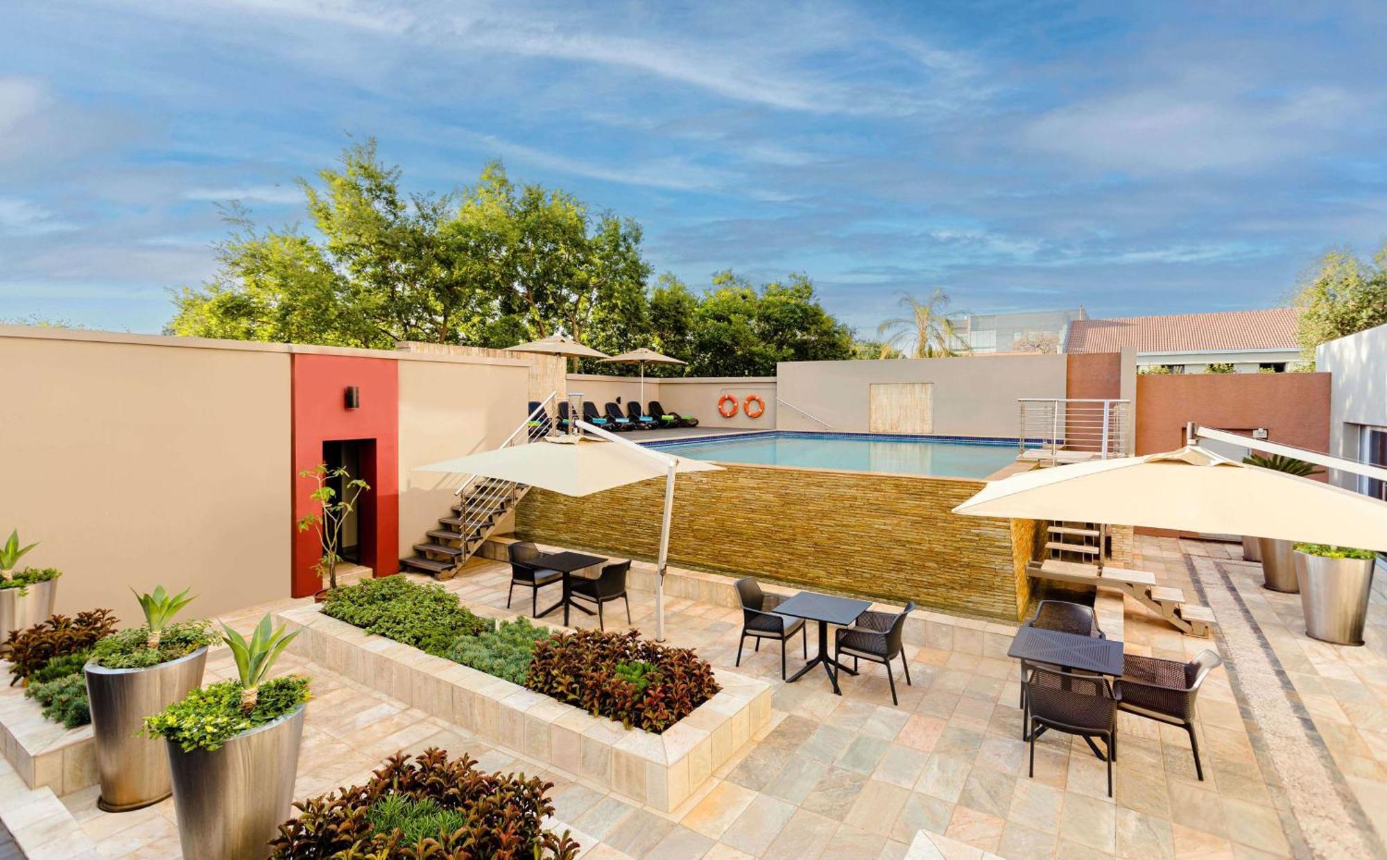 Southern Sun Rosebank, Johannesburg Kültér fotó